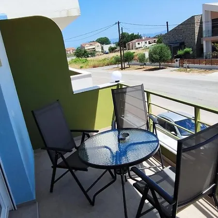 Myrteni Iii Hébergement de vacances Néa Péramos