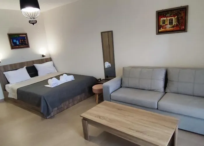 Myrteni Iii Hébergement de vacances *